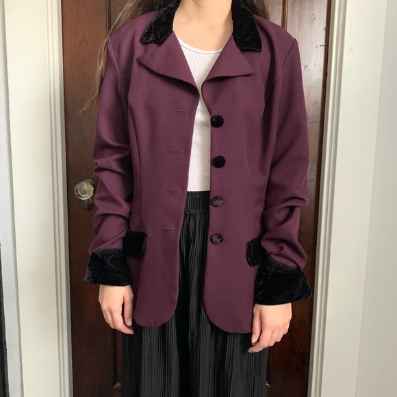 Purple + Velvet Lightweight Blazer - Picture 5 of 7